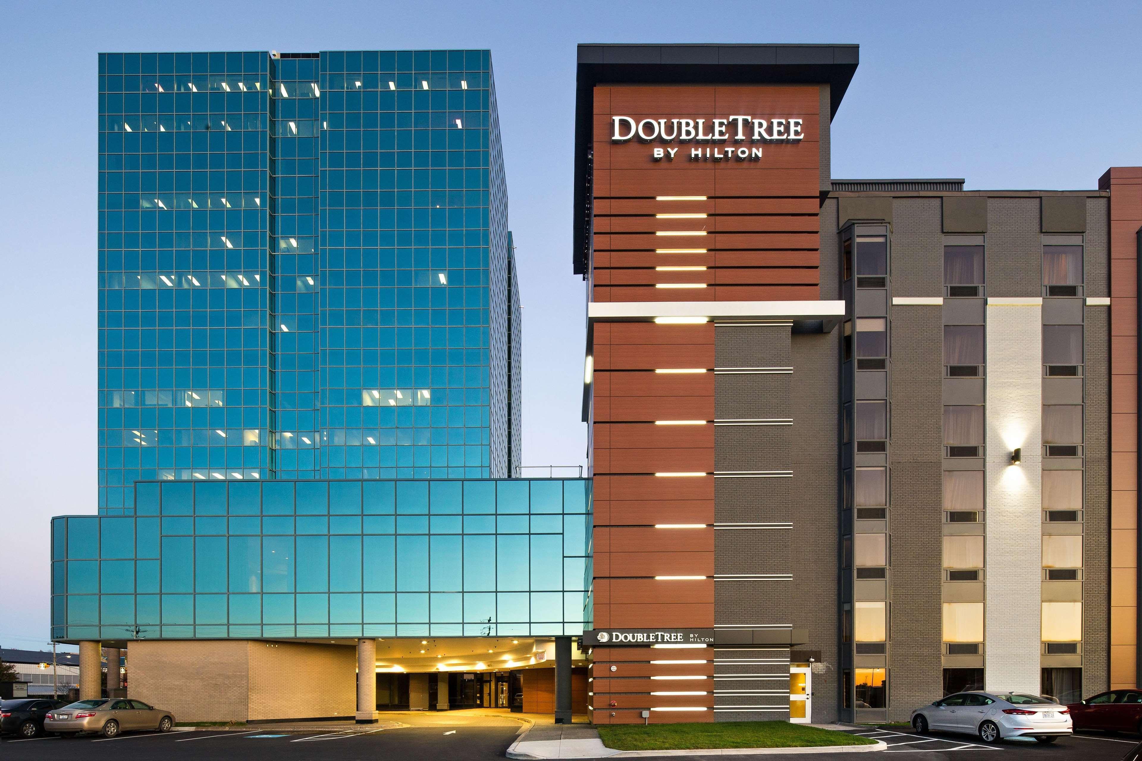 Doubletree By Hilton Halifax Dartmouth Hotell Exteriör bild